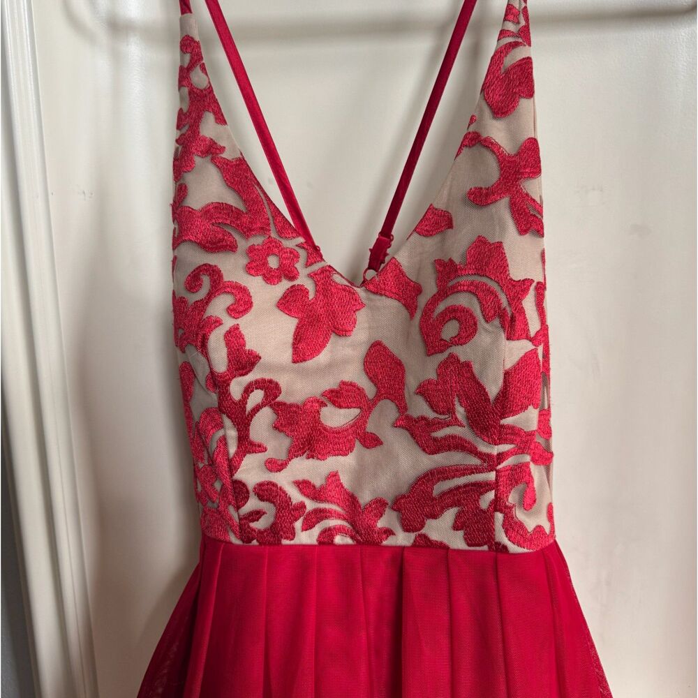 Nights By Tease Me Red Dress with Nude and Red Lace Top Size 7 - Picture 2 of 4